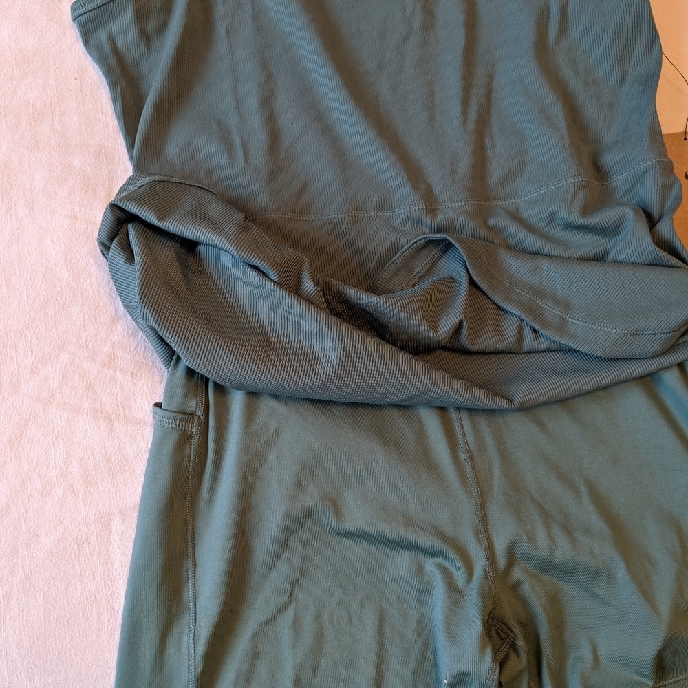 Nike One Dri-Fit Ribbed Dress - Picture 3 of 5
